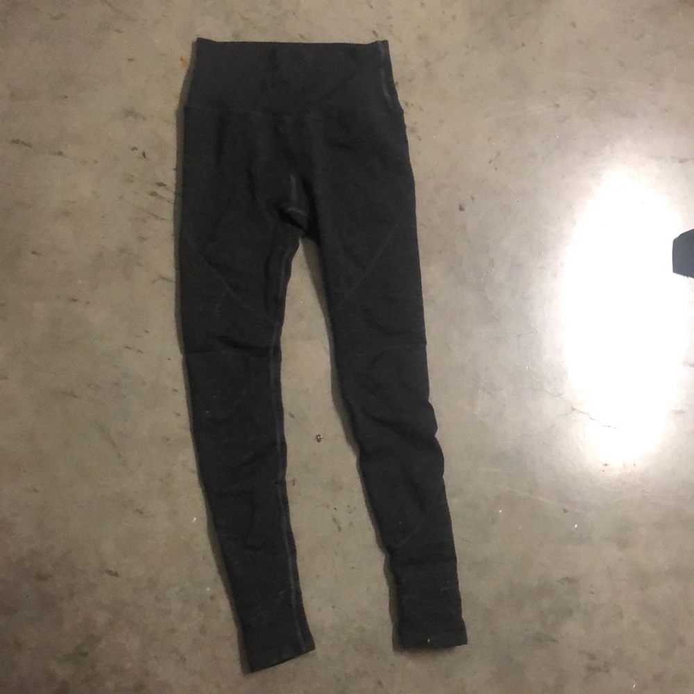 Alphalete OG revival leggings size xs